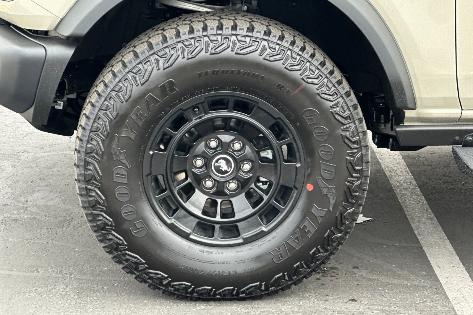 New 2026 Ford Bronco Badlands image 25