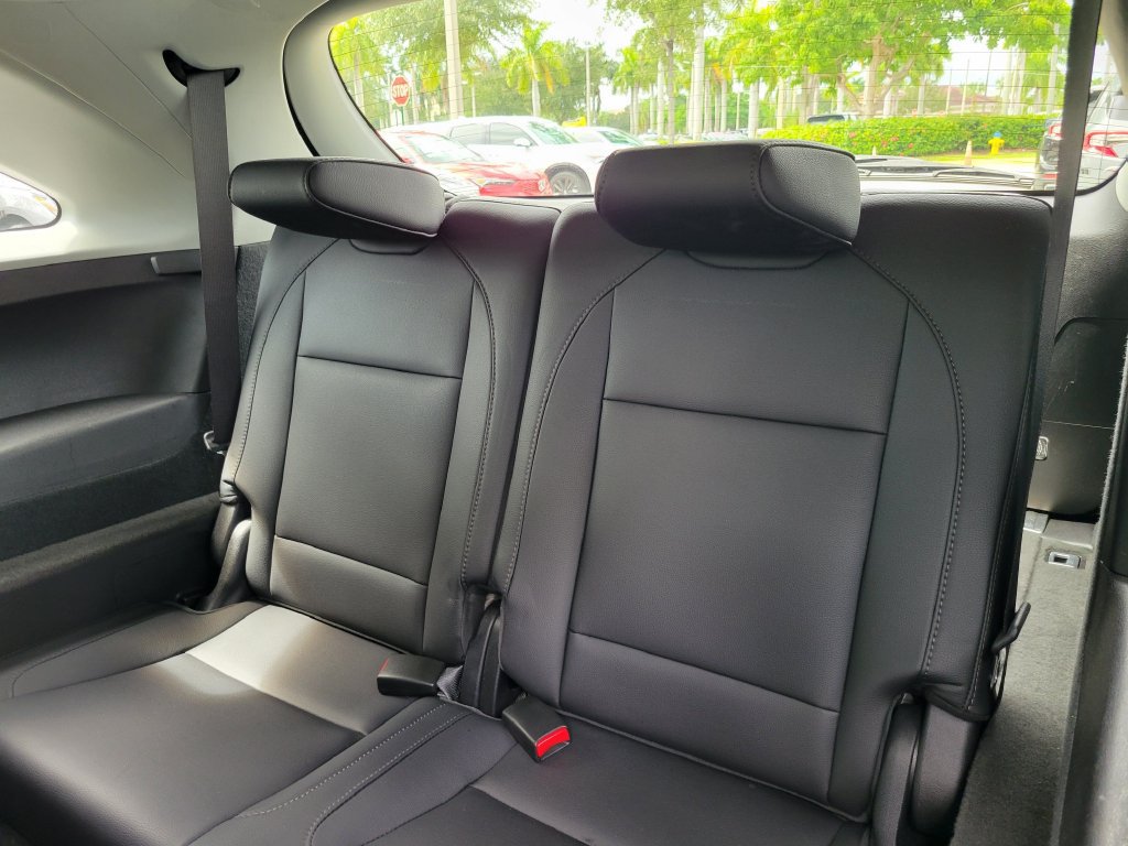 Used 2020 Acura MDX FWD image 14