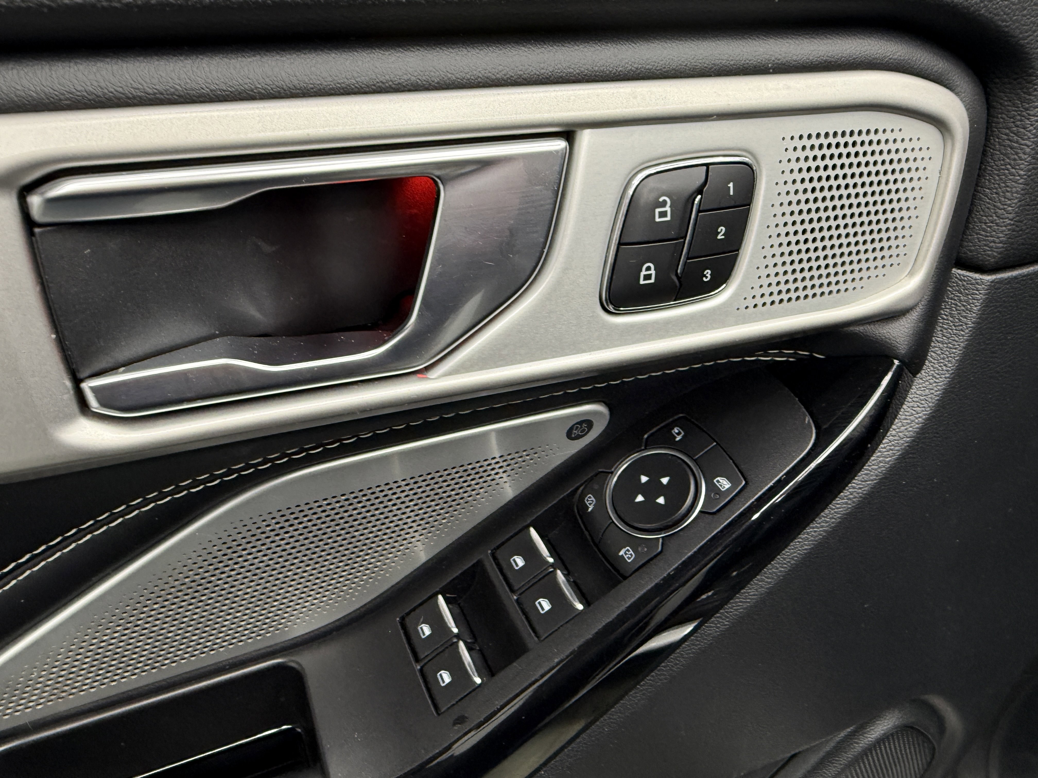 Used 2021 Ford Explorer ST w/ ST Street Pack image 10