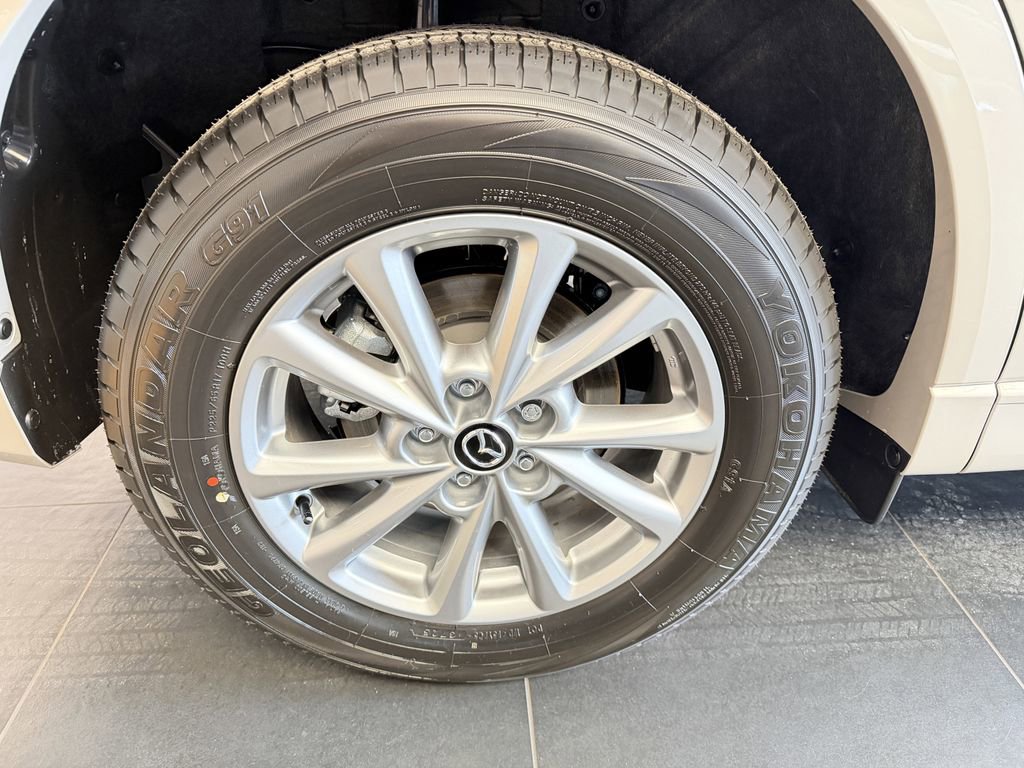 New 2025 MAZDA CX-5 AWD 2.5 S w/ Preferred Package image 12