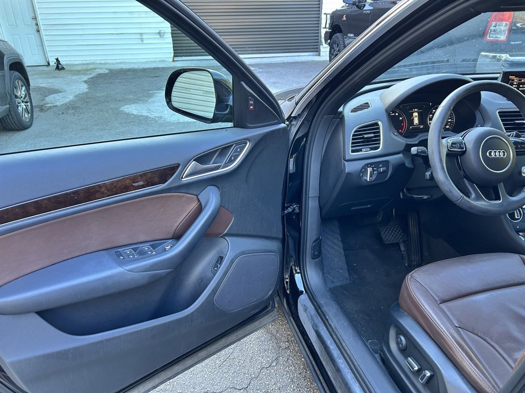 Used 2017 Audi Q3 2.0T Premium Plus image 4