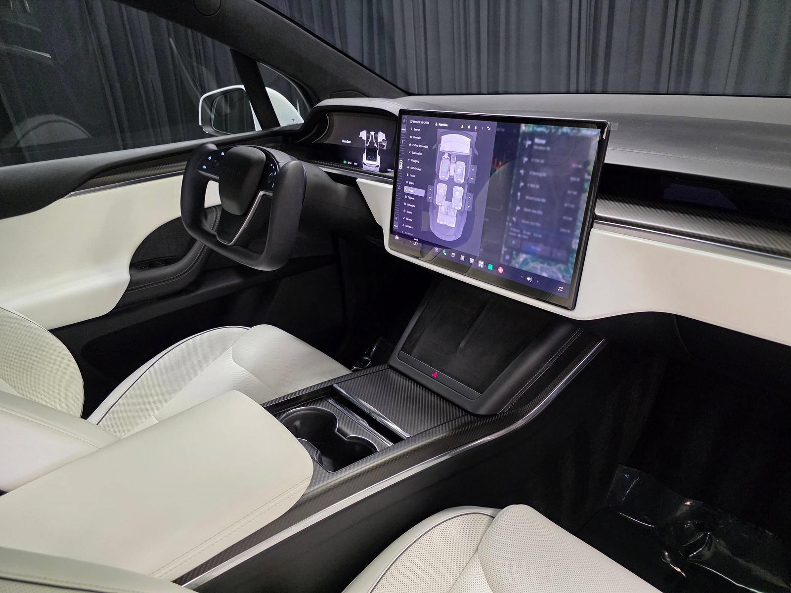 Used 2022 Tesla Model X Plaid AWD/4WD image 34