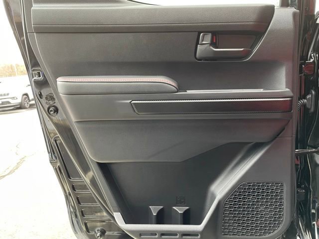 Used 2025 Toyota Tacoma TRD Pro AWD/4WD image 26