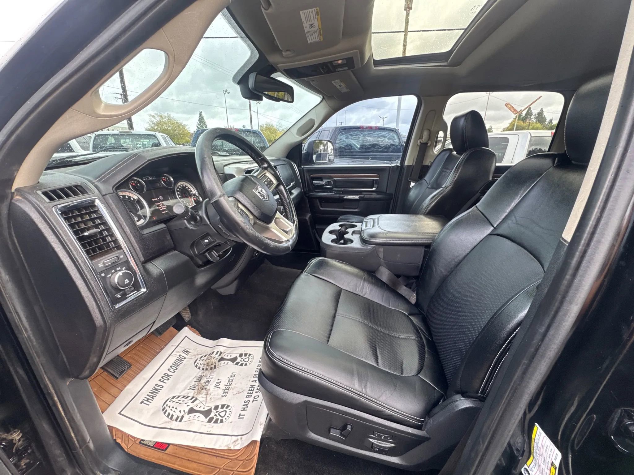 Used 2014 RAM 3500 Laramie w/ Black Appearance Group image 17