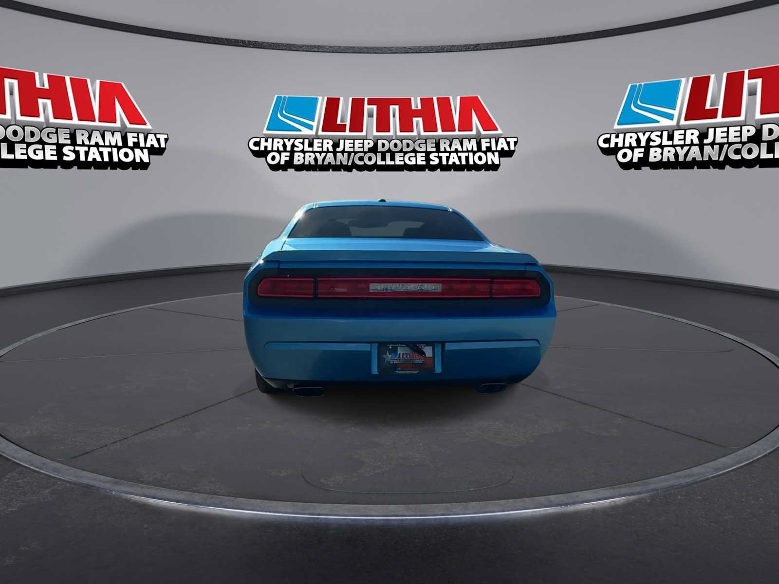 Used 2010 Dodge Challenger R/T RWD image 7