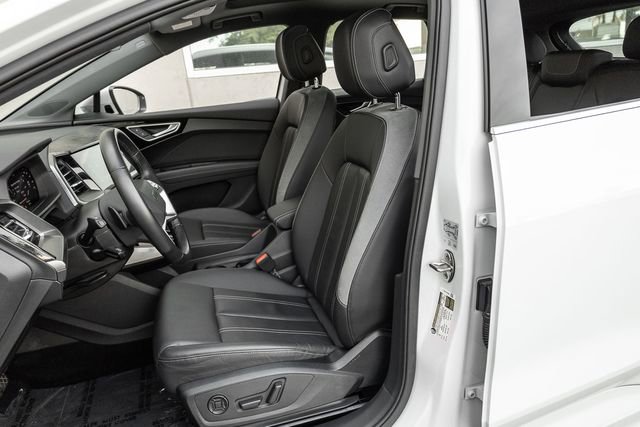 Used 2022 Audi Q4 e-tron Premium Plus image 12