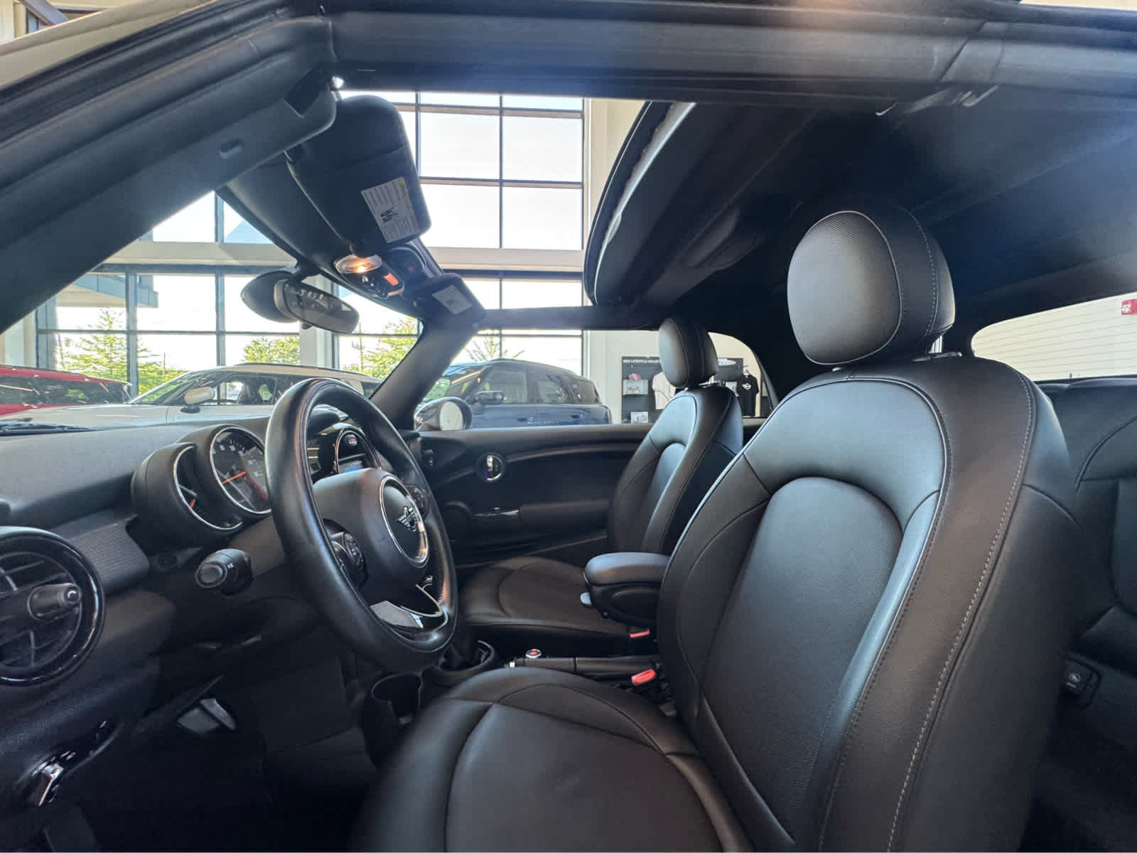 Used 2019 MINI Cooper Convertible FWD image 32