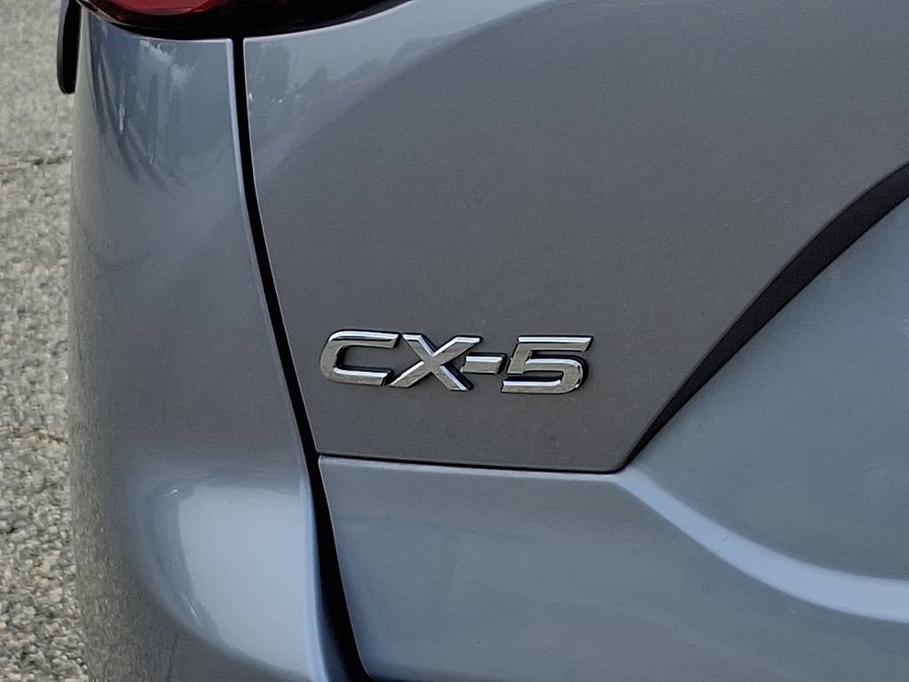Used 2018 MAZDA CX-5 Touring w/ Preferred Equipment Package FWD image 31
