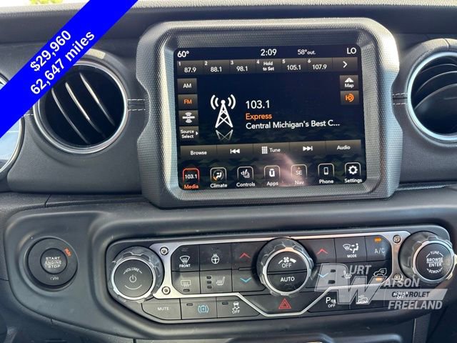 Used 2022 Jeep Wrangler Unlimited Sahara w/ Cold Weather Group image 20