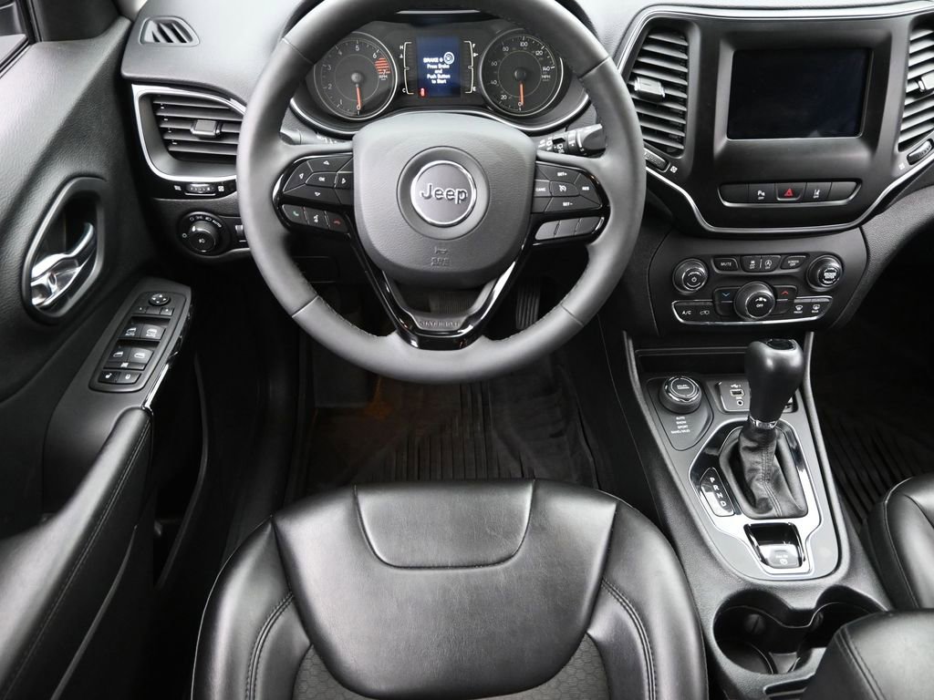 Used 2021 Jeep Cherokee Latitude Plus image 13