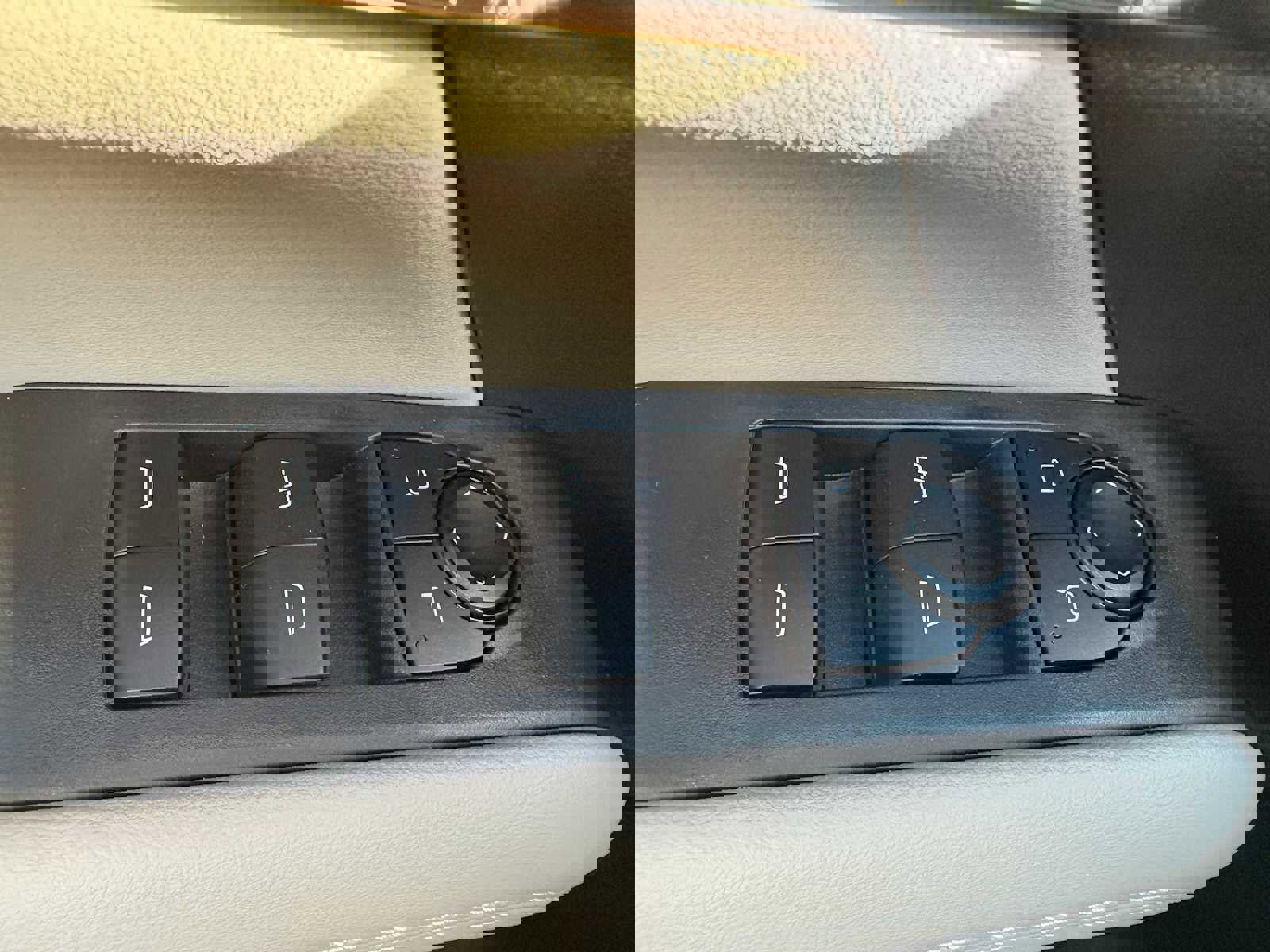 New 2026 GMC Terrain Elevation w/ Elevation Premium Package image 31