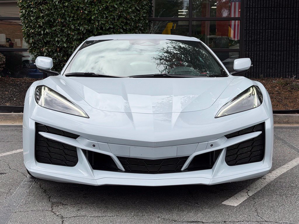Used 2024 Chevrolet Corvette Z06 RWD image 3