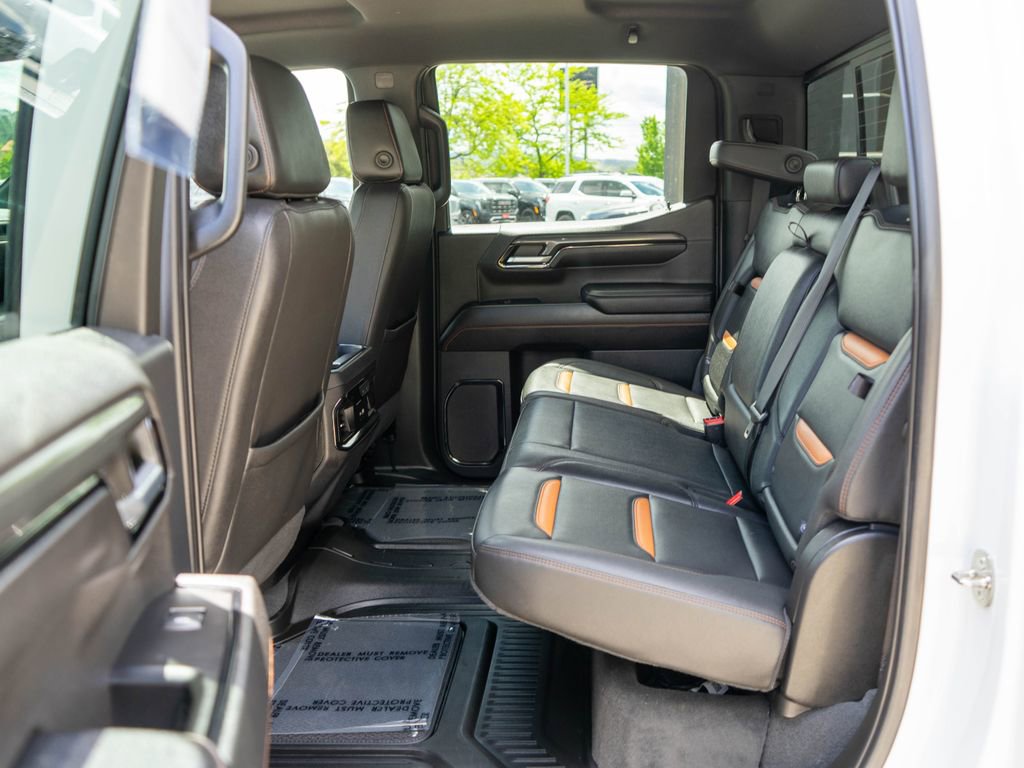 Certified 2023 GMC Sierra 1500 AT4 w/ AT4 Premium Package AWD/4WD image 12
