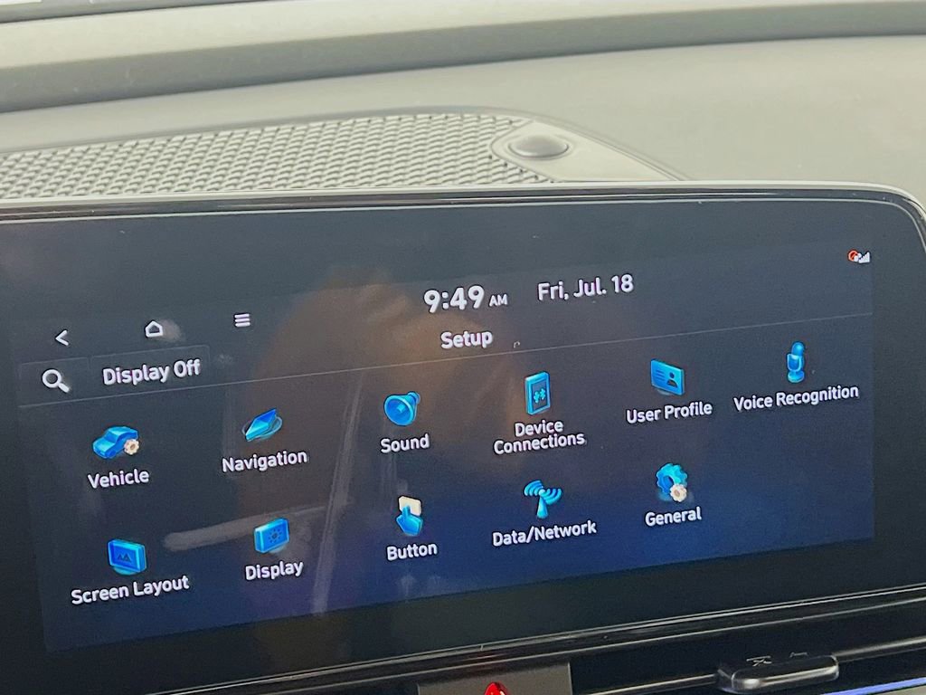 New 2025 Hyundai Elantra SEL image 11