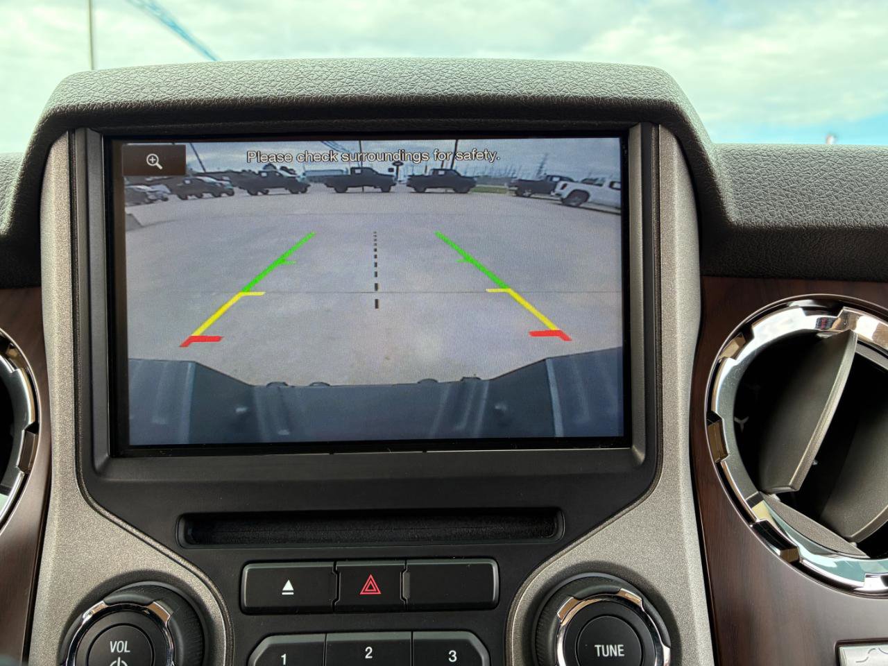 Used 2015 Ford F350 Lariat w/ Lariat Ultimate Package image 26