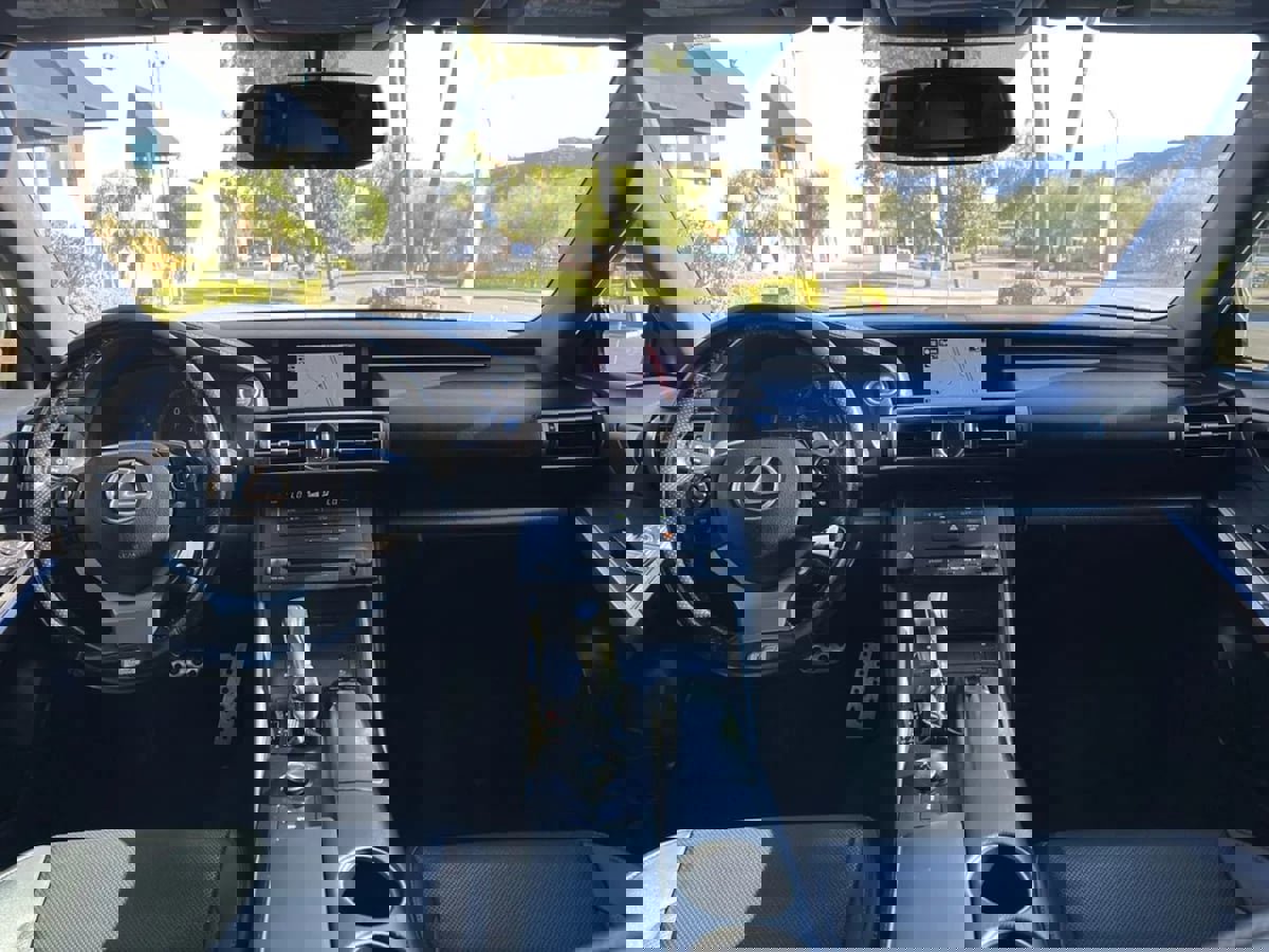 Used 2015 Lexus IS 250 AWD image 11