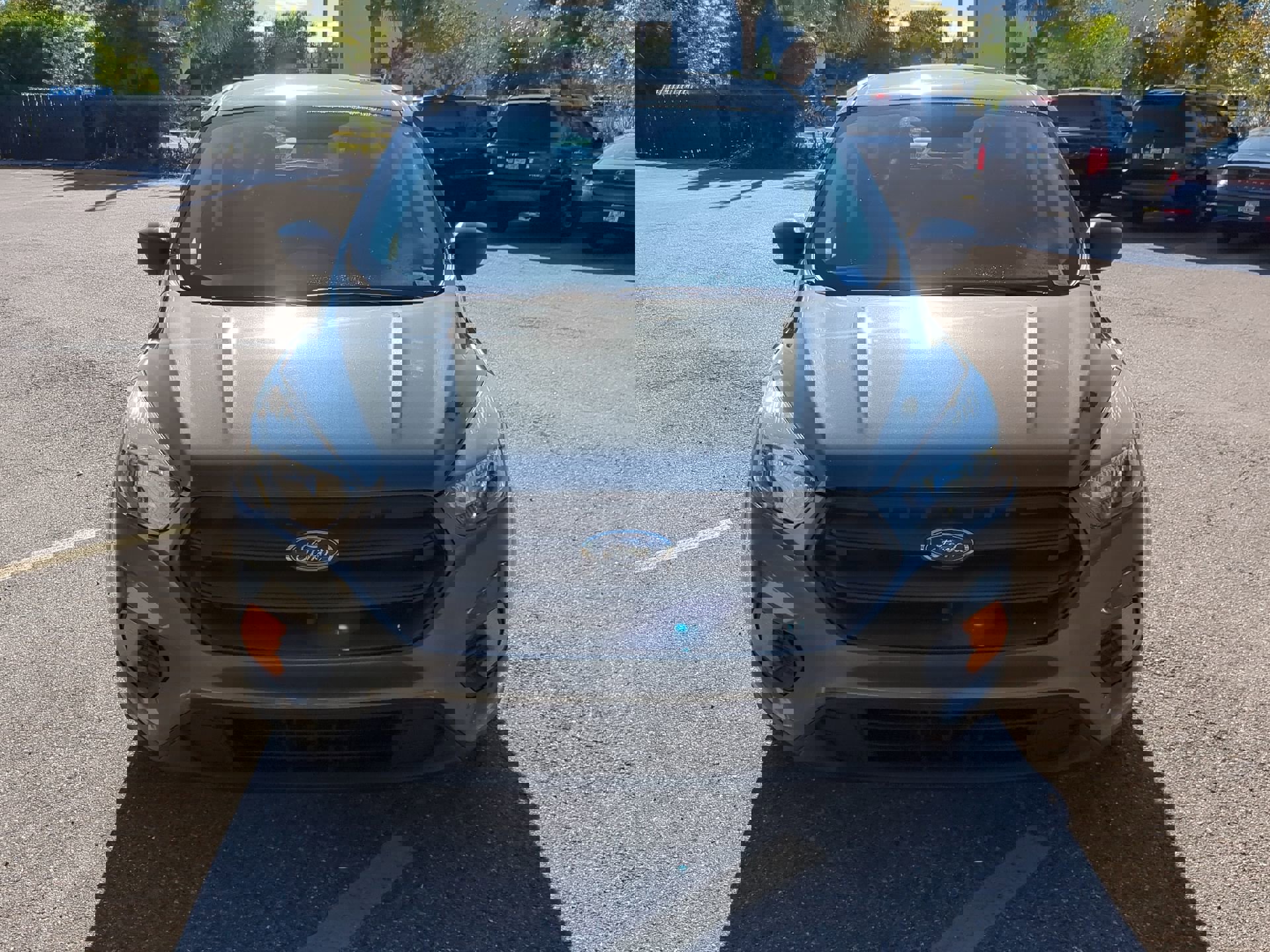 Used 2019 Ford Escape S image 4