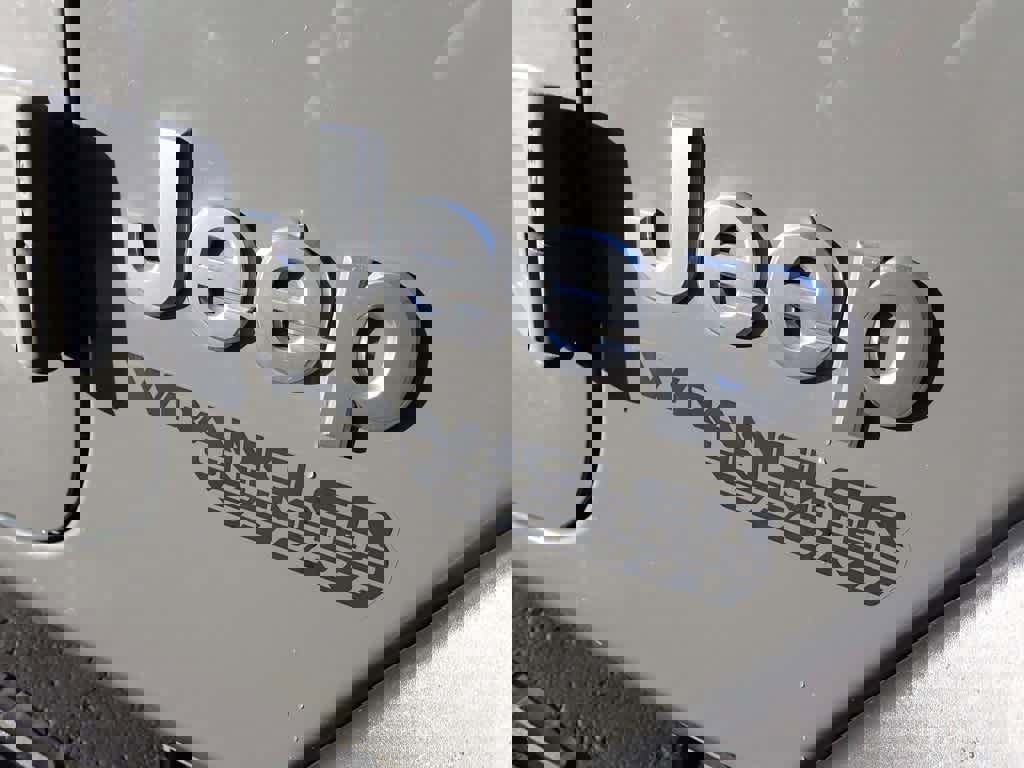 Used 2018 Jeep Wrangler Unlimited Sport S image 10