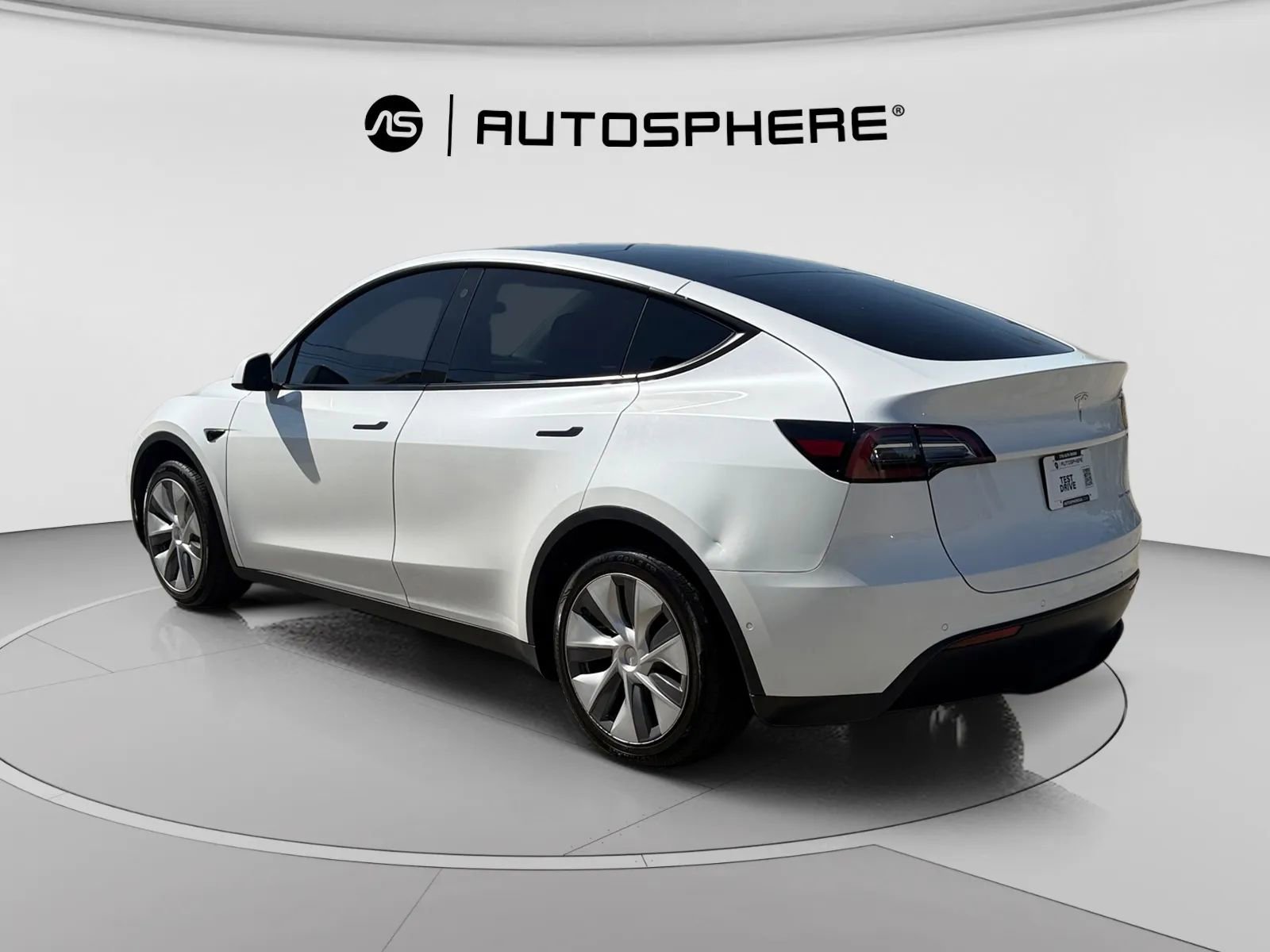 Used 2022 Tesla Model Y Long Range AWD/4WD image 7