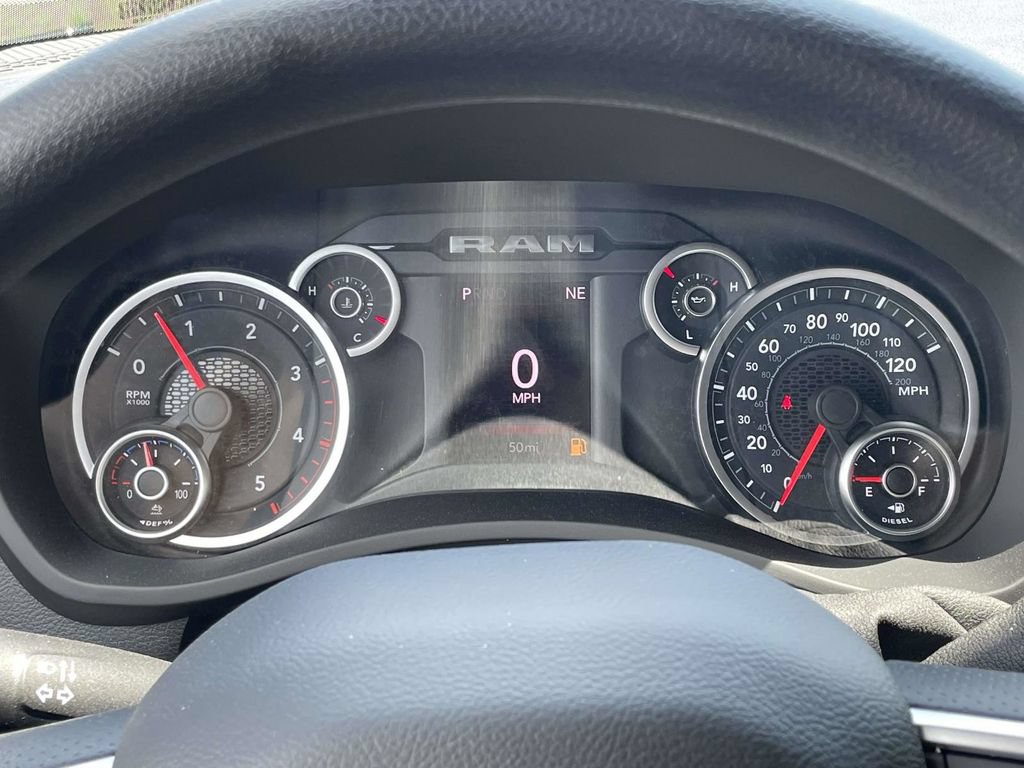 New 2026 RAM 2500 Tradesman AWD/4WD image 28