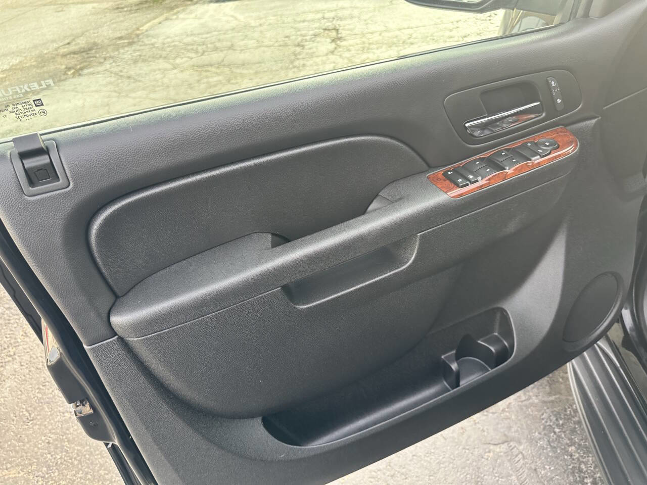 Used 2013 Chevrolet Tahoe LT image 12