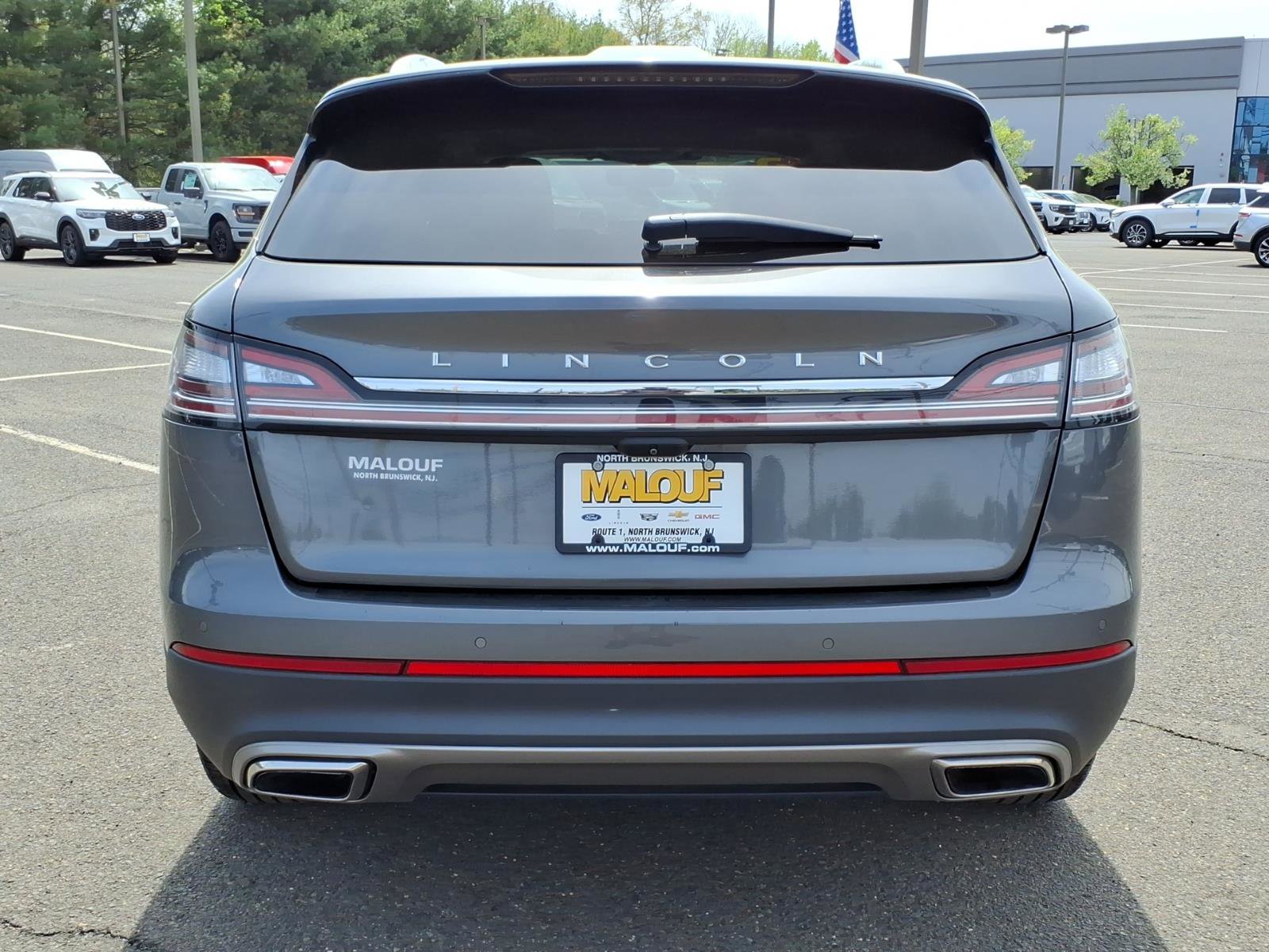 Used 2023 Lincoln Nautilus Reserve AWD/4WD image 5