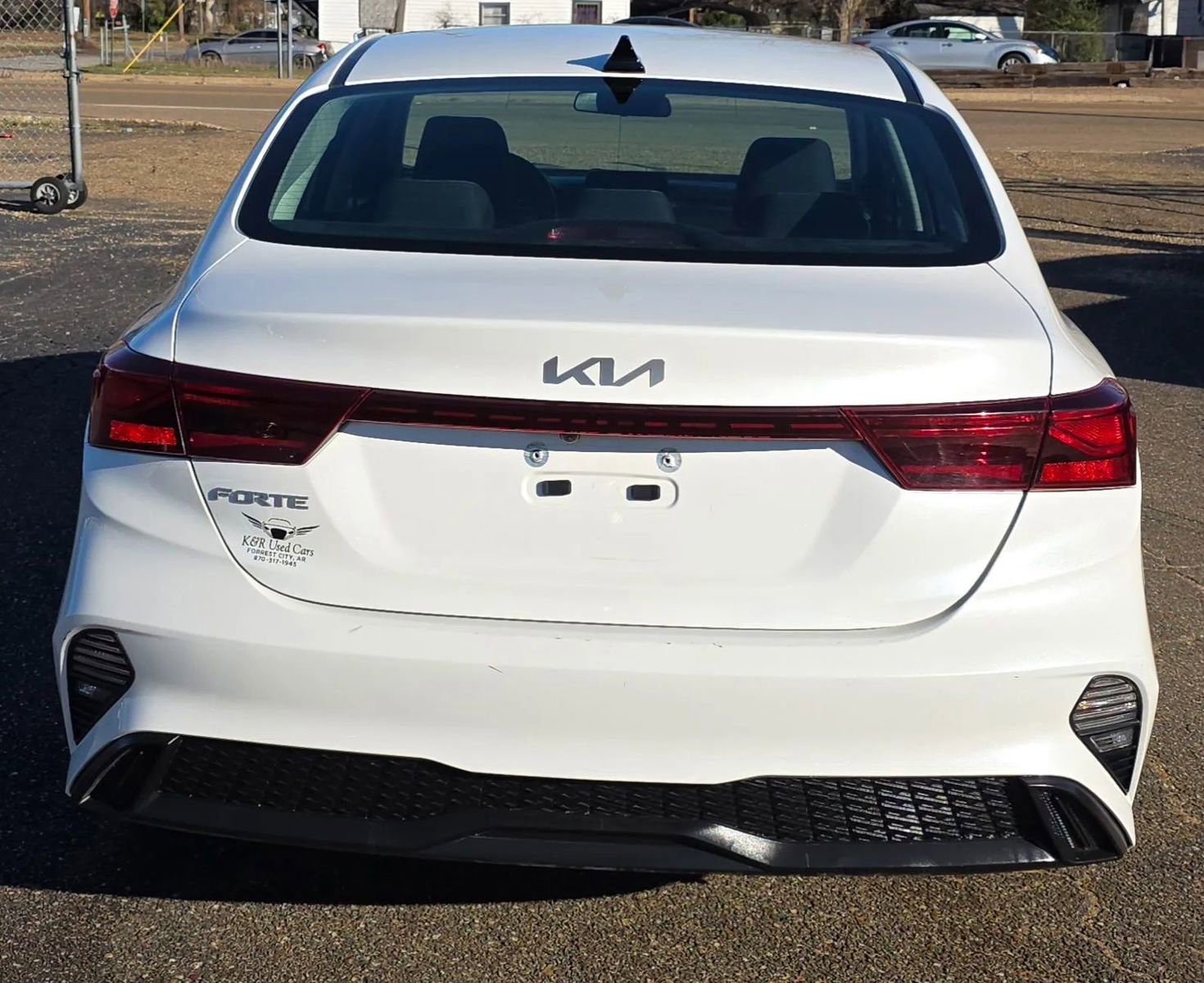 Used 2024 Kia Forte LXS FWD image 4