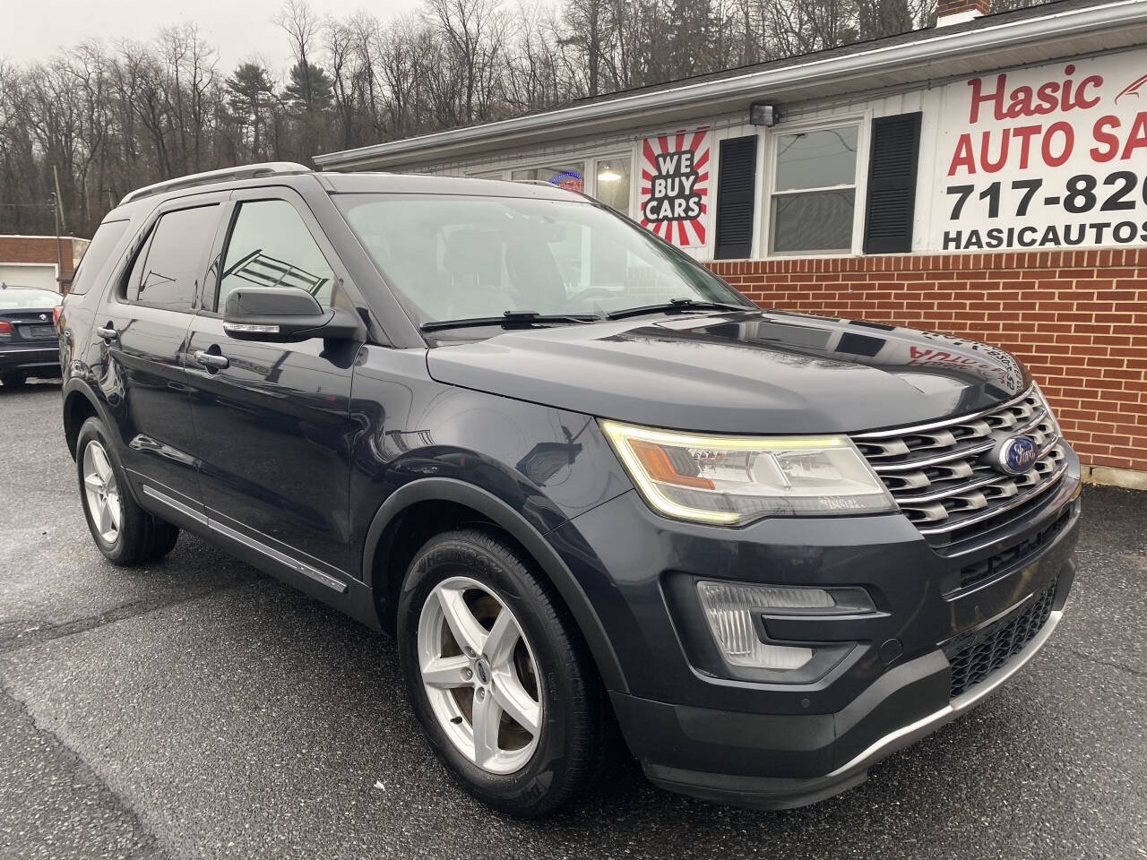 Used 2017 Ford Explorer XLT w/ Equipment Group 202A