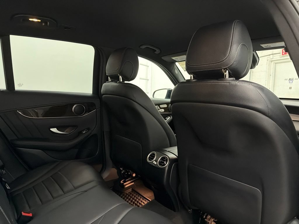 Certified 2022 Mercedes-Benz GLC 43 AMG 4MATIC image 32