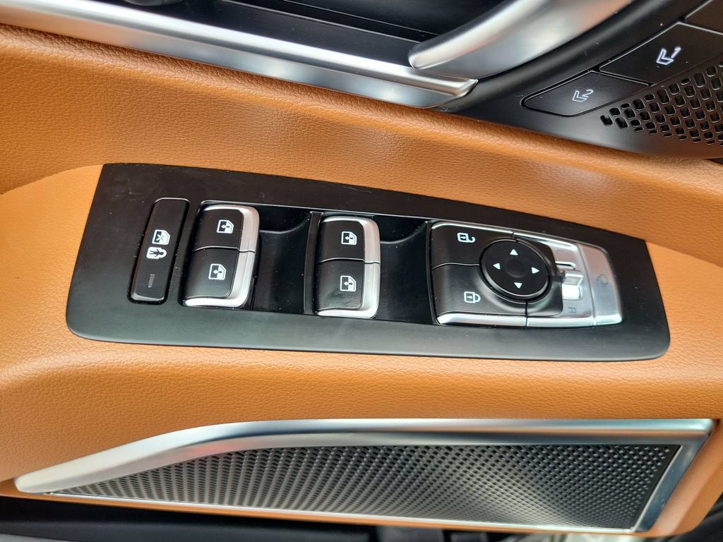 Used 2024 Kia Telluride SX Prestige X-Pro AWD/4WD image 11