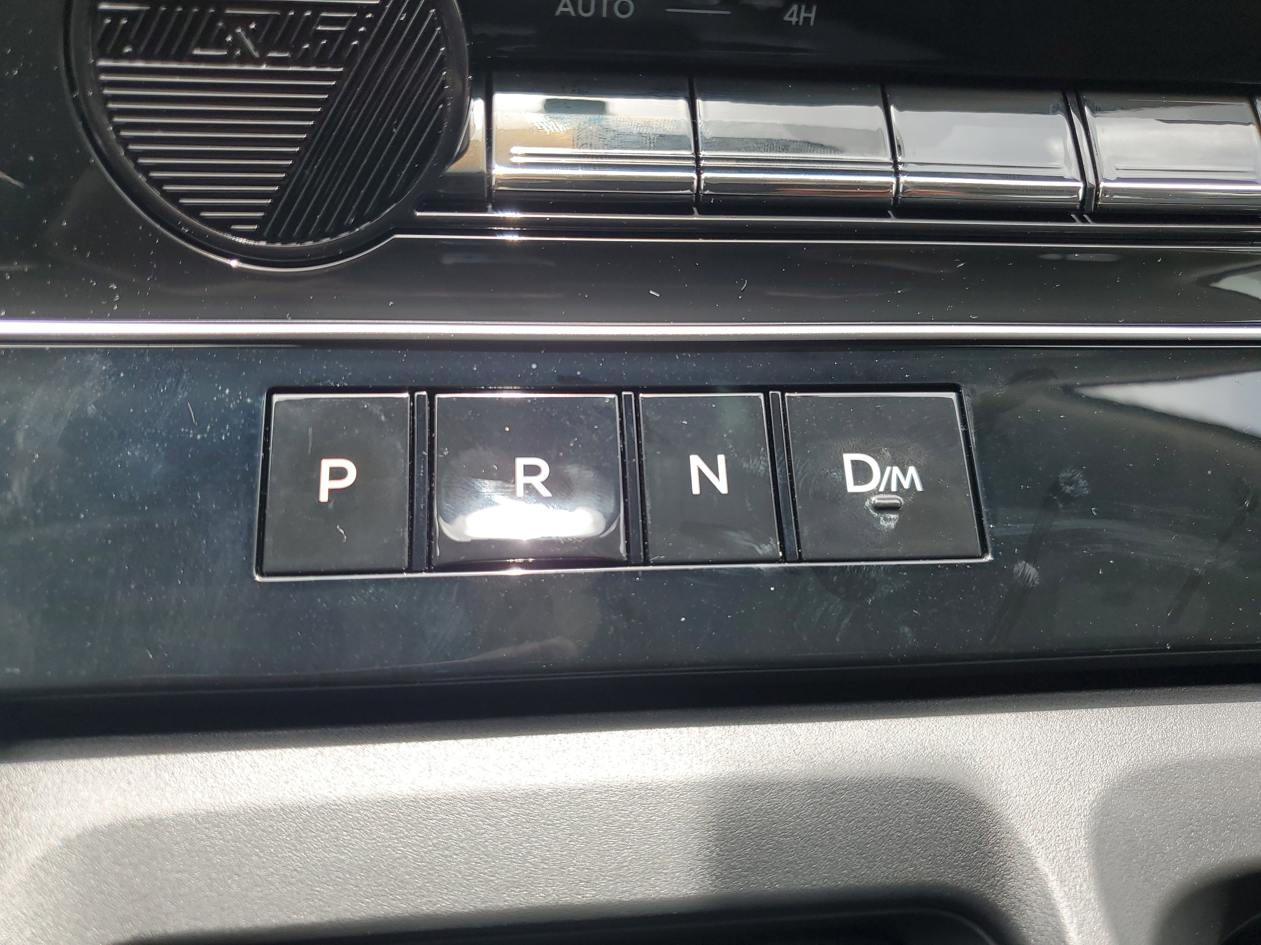 New 2025 Nissan Armada SV image 13