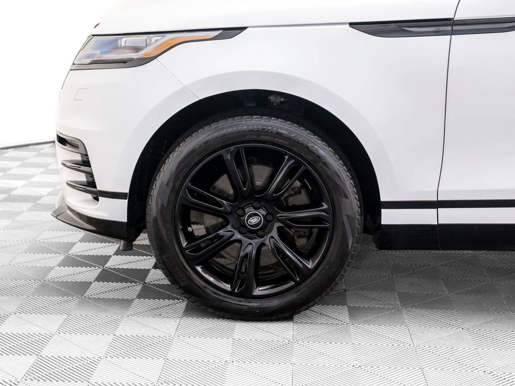 Used 2023 Land Rover Range Rover Velar R-Dynamic S image 37