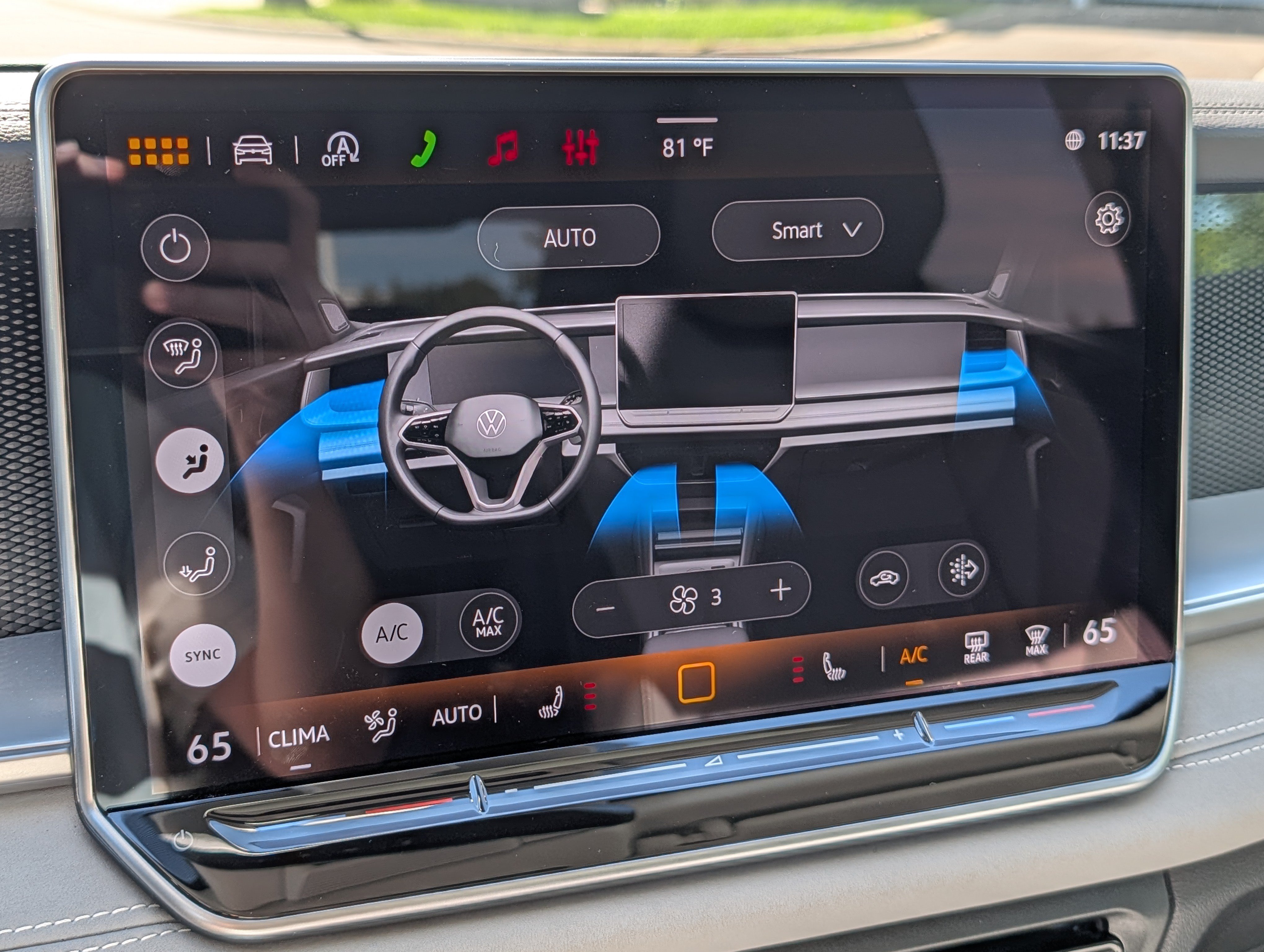 Certified 2026 Volkswagen Tiguan SE AWD/4WD image 23