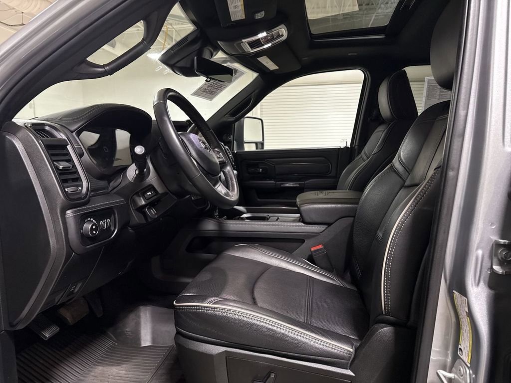 Used 2024 RAM 3500 Limited w/ Night Edition image 21