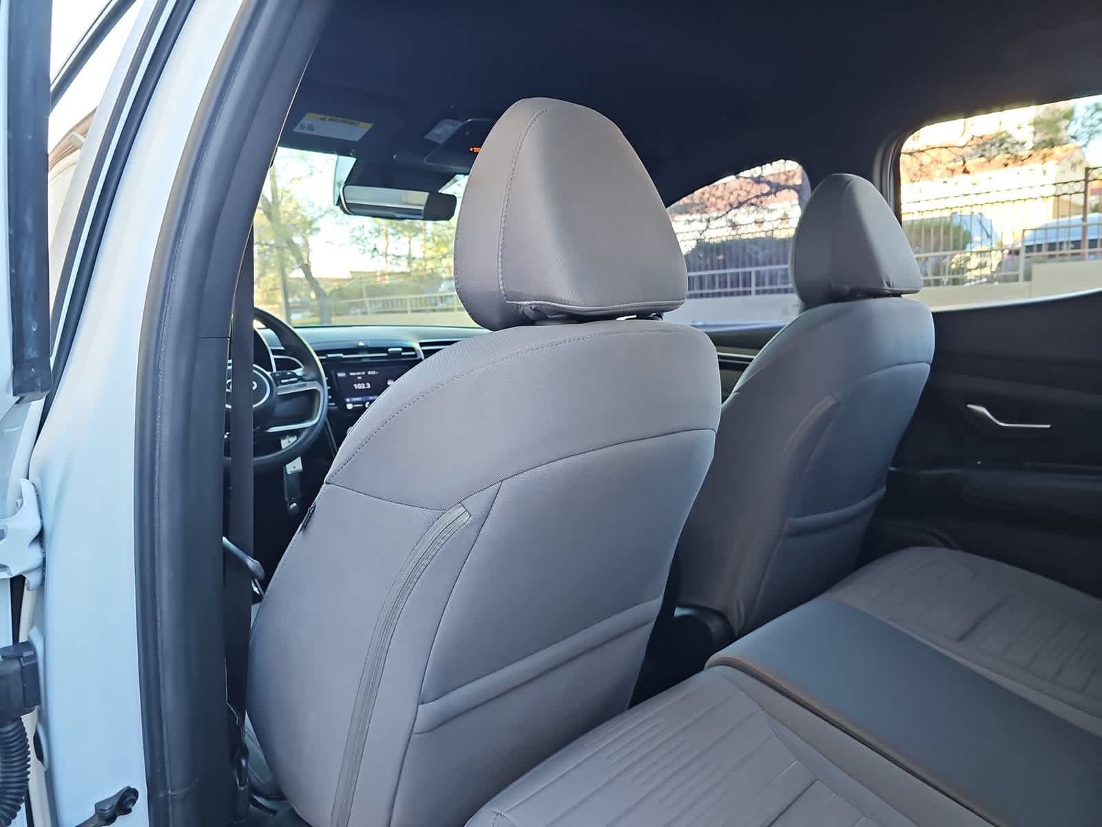 Used 2022 Hyundai Santa Cruz SE FWD image 16
