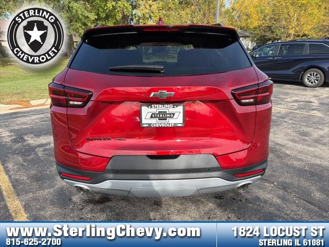 New 2025 Chevrolet Blazer LT w/ Midnight/Sport Edition AWD/4WD image 4