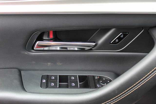 Certified 2025 MAZDA CX-90 3.3 Turbo w/ Preferred Package image 23