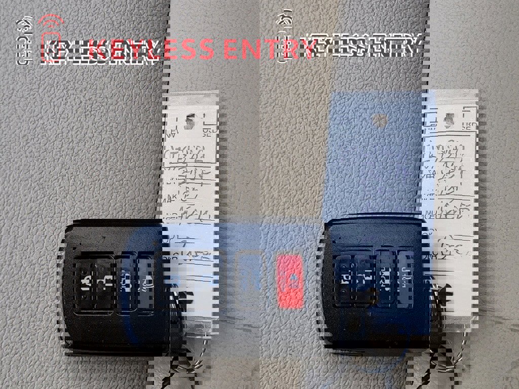 Used 2014 Toyota Avalon XLE Touring image 35