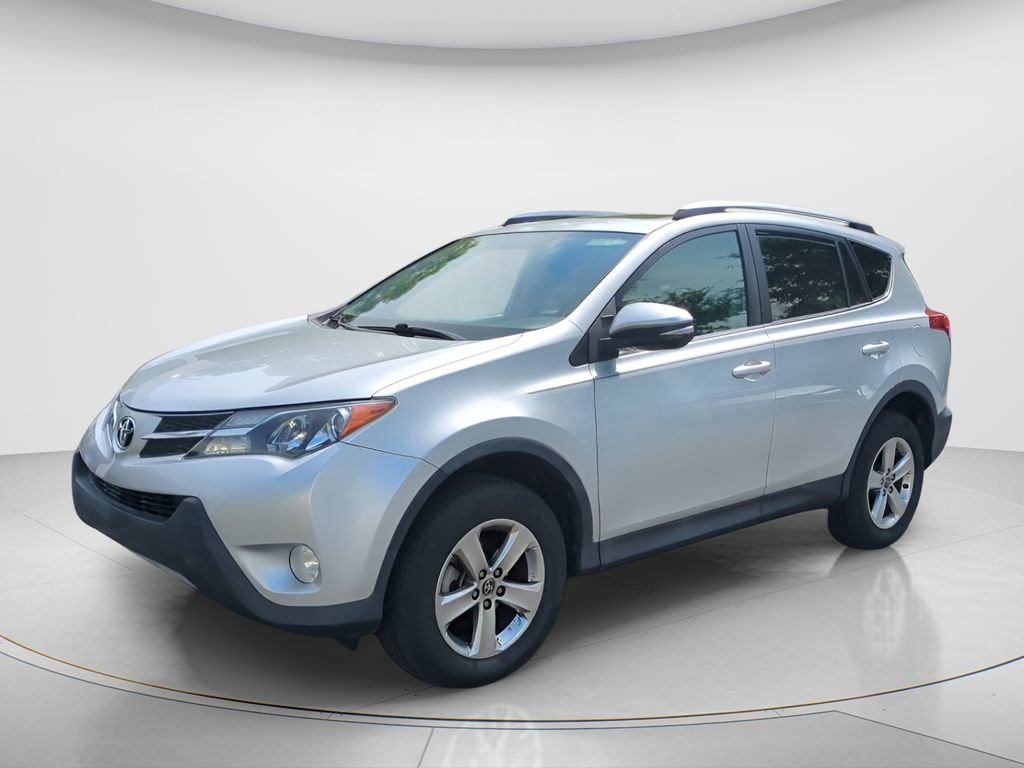 Used 2015 Toyota RAV4 XLE image 1