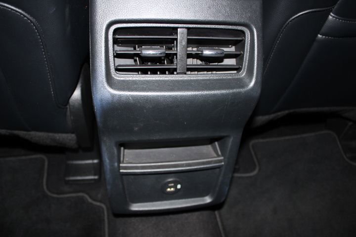 Used 2022 Ford Edge SEL image 21