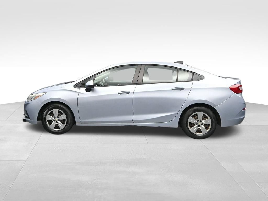 Used 2017 Chevrolet Cruze LS FWD image 2