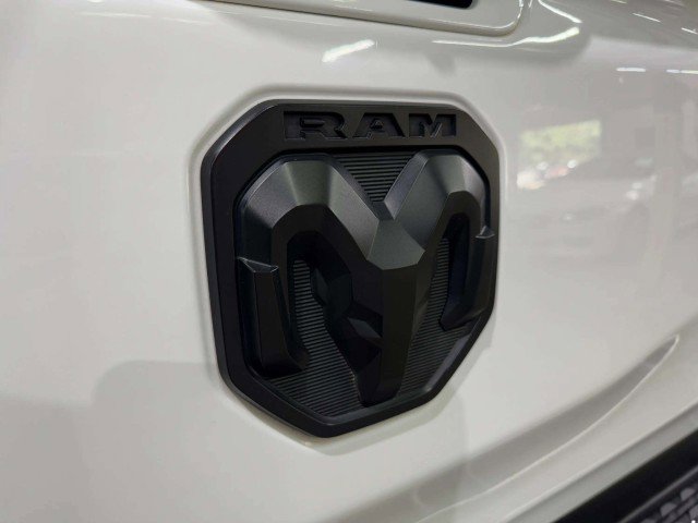 Used 2021 RAM 1500 Big Horn image 14