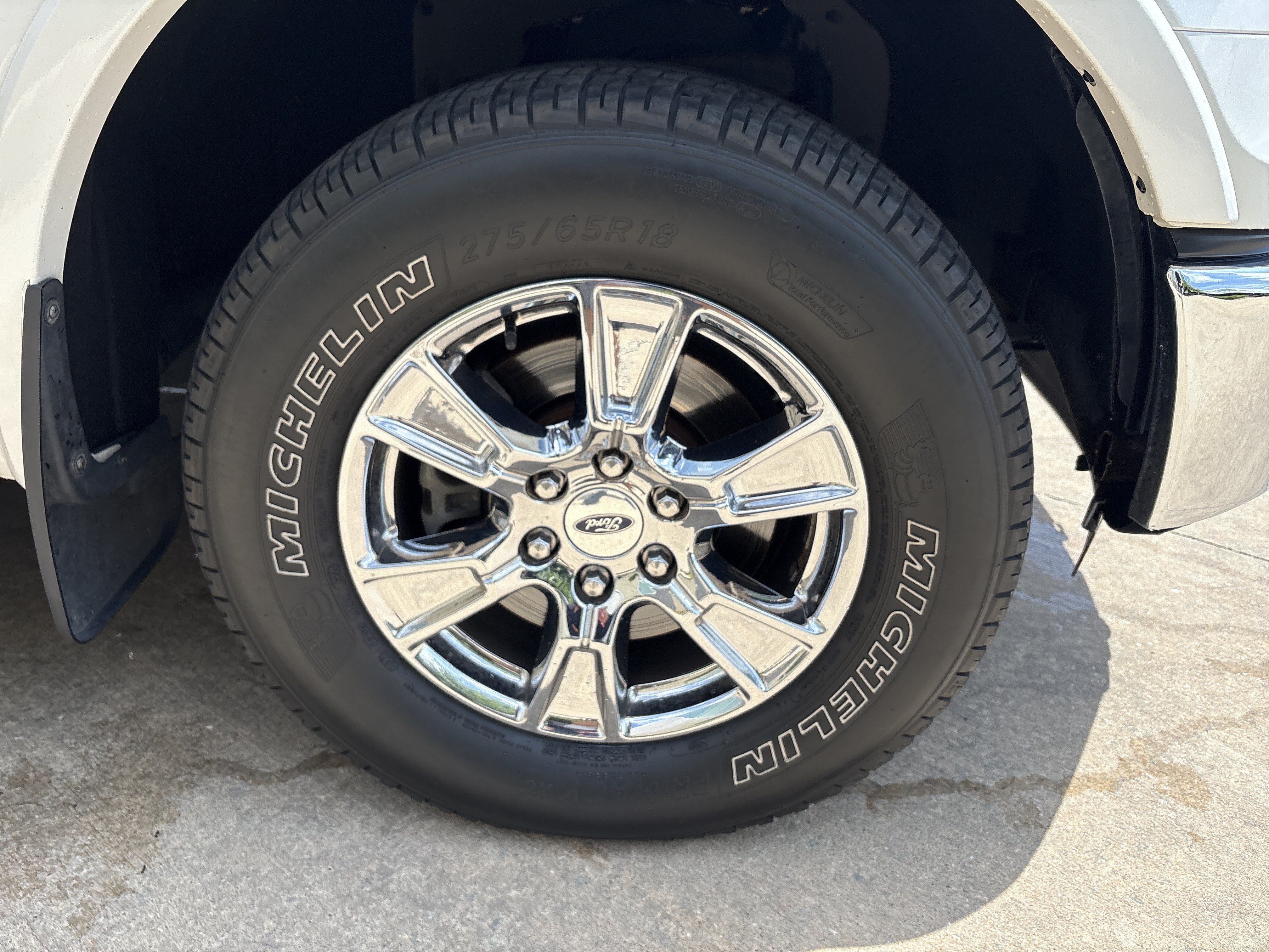 Used 2015 Ford F150 Lariat AWD/4WD image 12