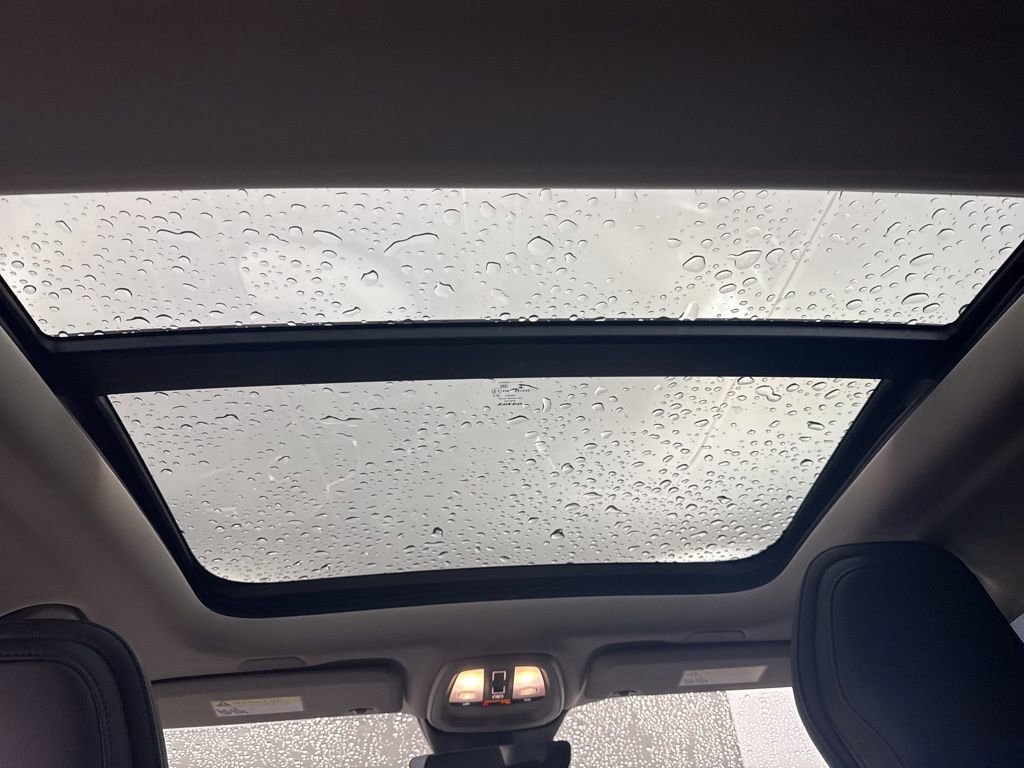 Used 2024 Volvo S60 B5 Core image 30