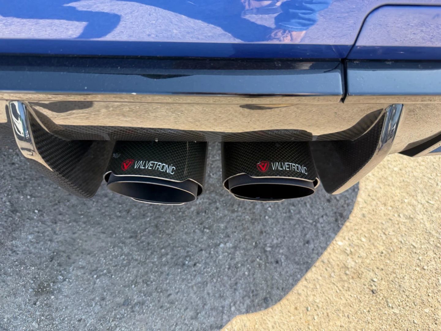 Used 2021 BMW M4 Competition w/ Executive Package RWD image 30