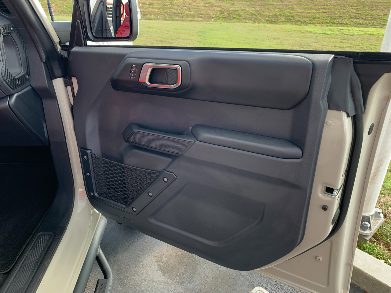 Used 2025 Ford Bronco Outer Banks w/ Sasquatch Package image 61