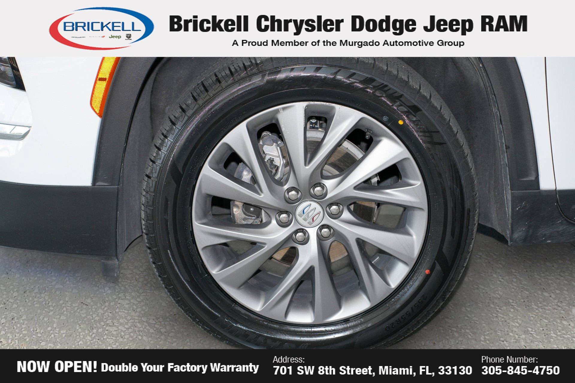 Used 2025 Buick Enclave Preferred FWD image 44