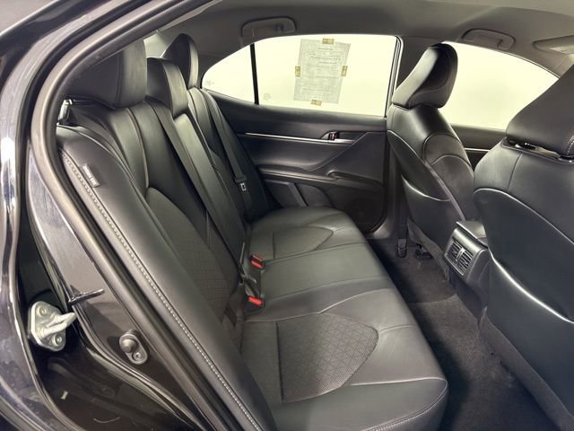 Used 2023 Toyota Camry XSE image 17