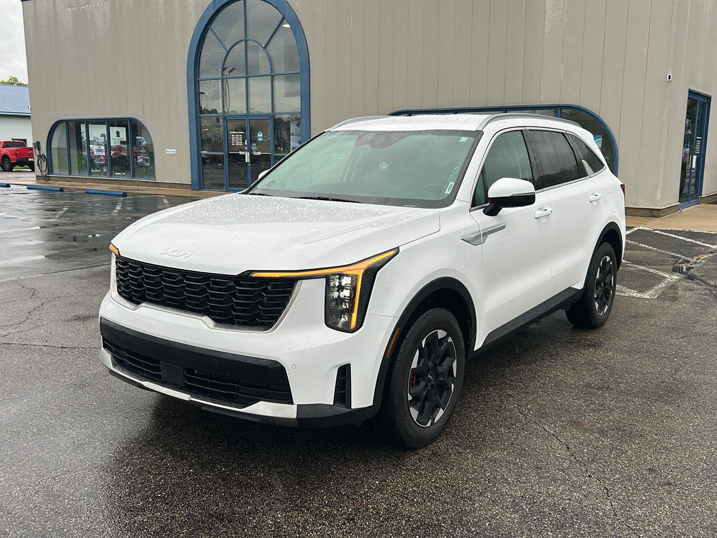 Used 2026 Kia Sorento S AWD/4WD image 2