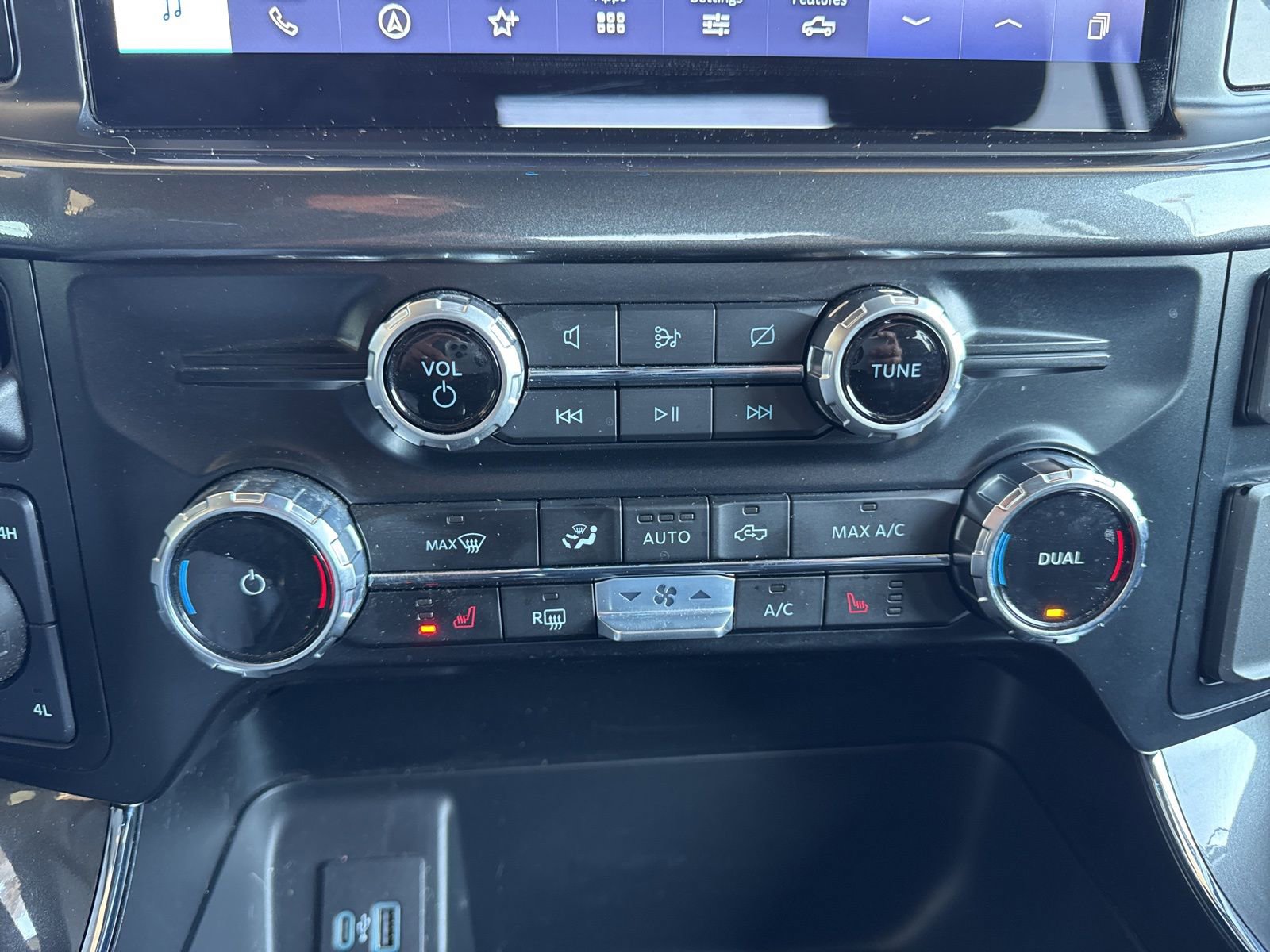 Certified 2023 Ford F150 XLT w/ Equipment Group 302A High image 29